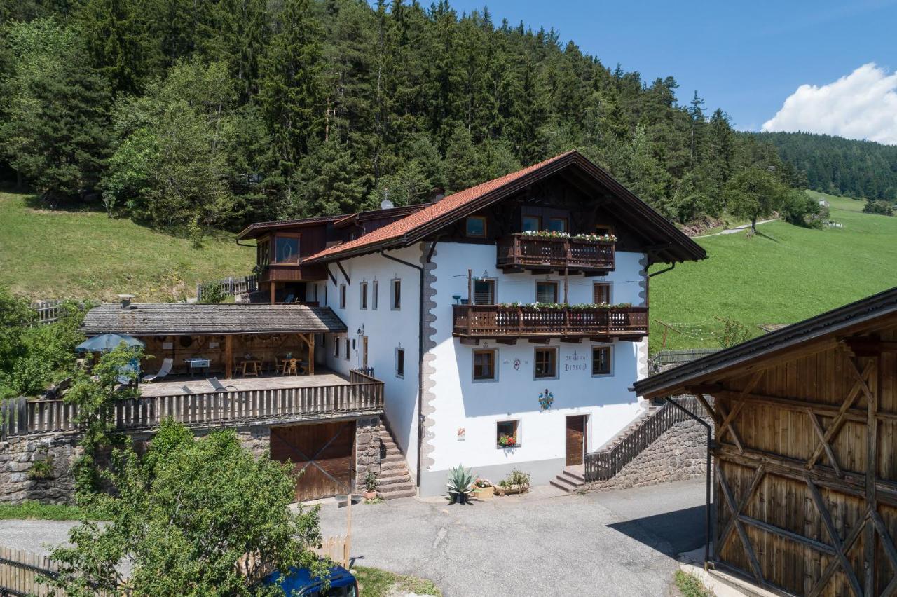 Villa Oberpiskoihof à Funes  Extérieur photo