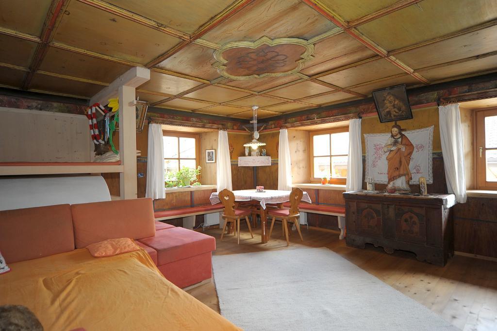 Villa Oberpiskoihof à Funes  Extérieur photo